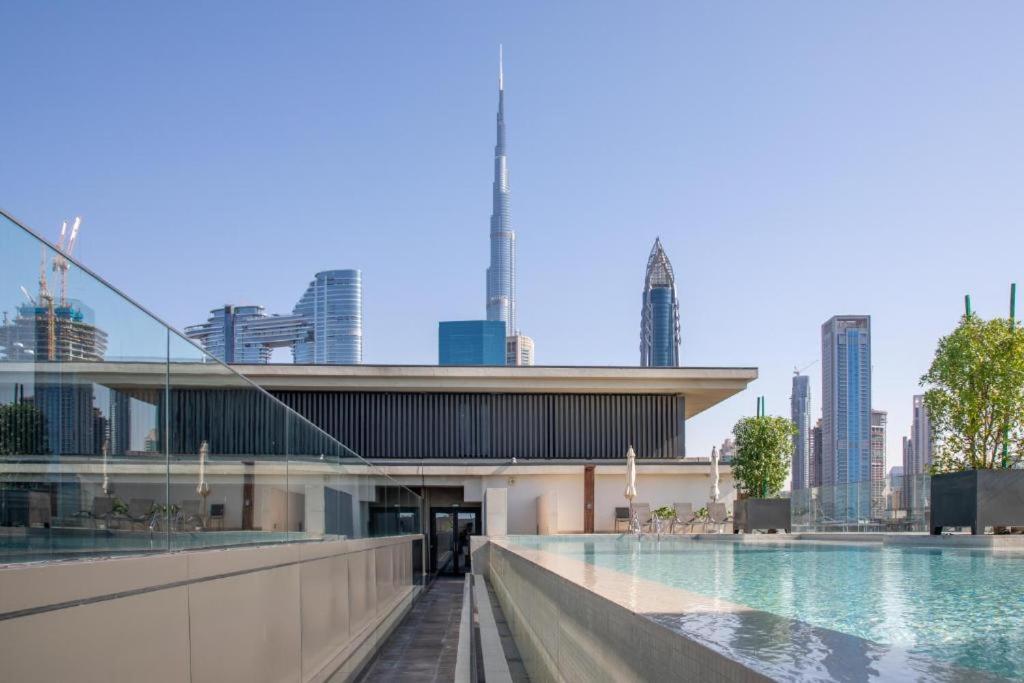 Luxury Apartment With Pool, Patio & Gym In City Walk Dubai Exterior photo
